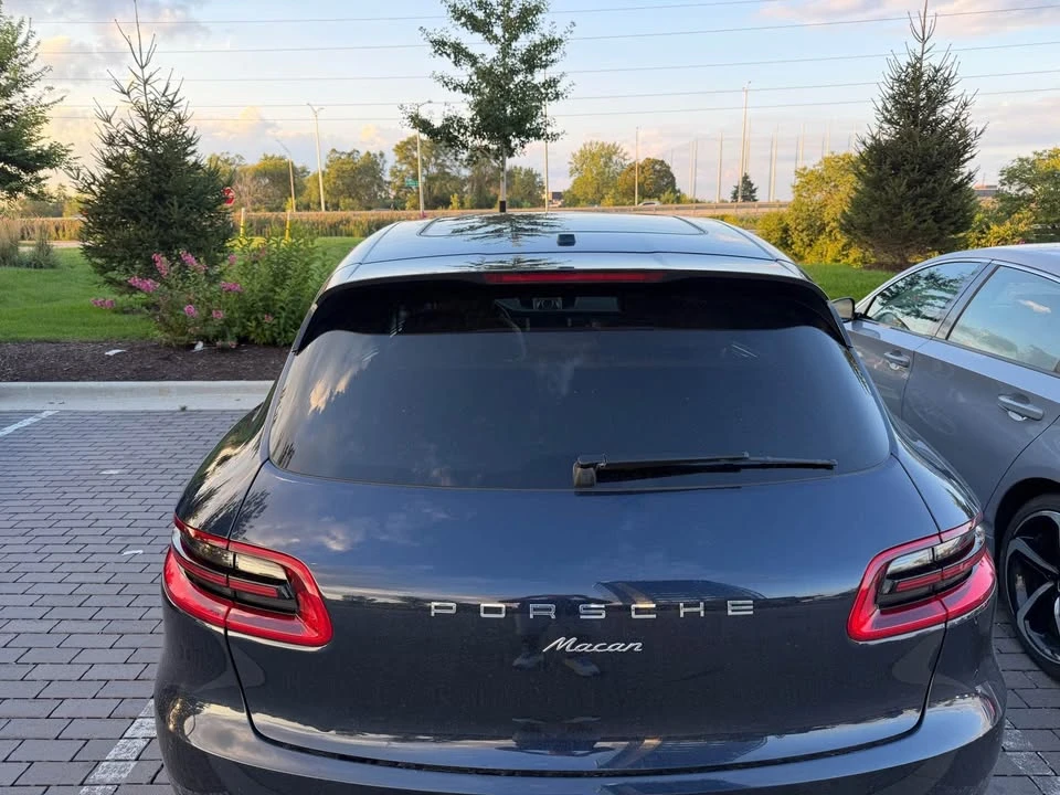 2018 Porsche Macan - Image 4 of 15
