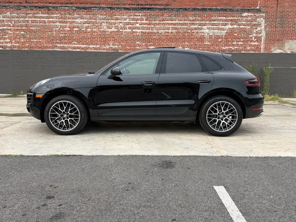 2018 Porsche Macan - Image 8 of 20