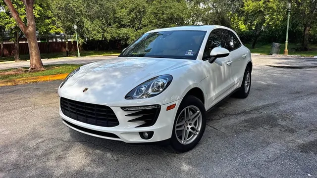 2018 Porsche Macan
