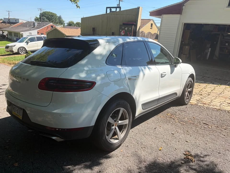 2018 Porsche Macan - Image 7 of 14