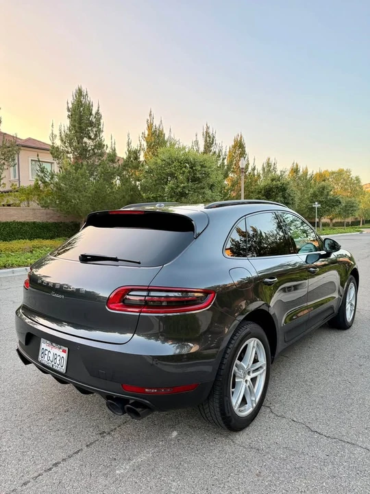 2018 Porsche Macan - Image 5 of 19