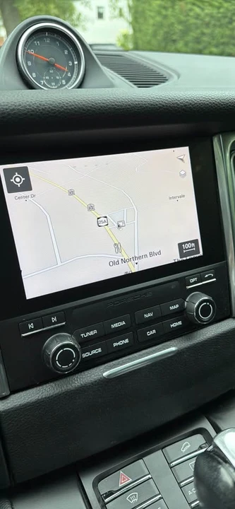 2018 Porsche Macan - Image 13 of 20