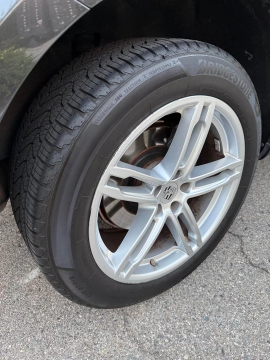 2018 Porsche Macan - Image 19 of 19