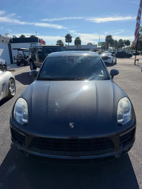 2018 Porsche Macan - Image 2 of 11