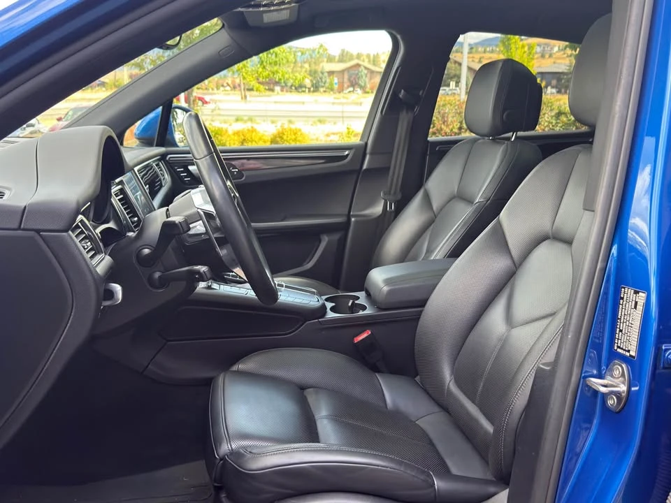 2018 Porsche Macan - Image 9 of 20