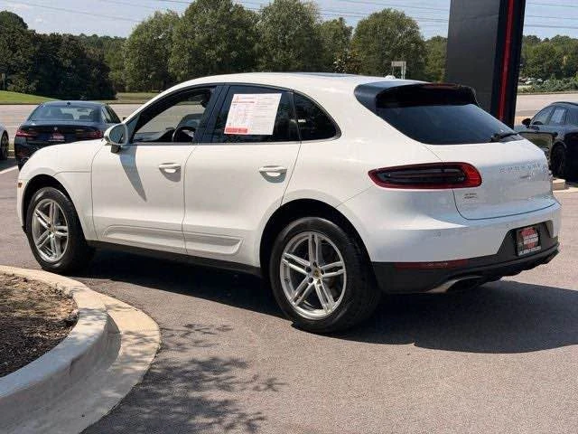 2018 Porsche Macan - Image 4 of 10