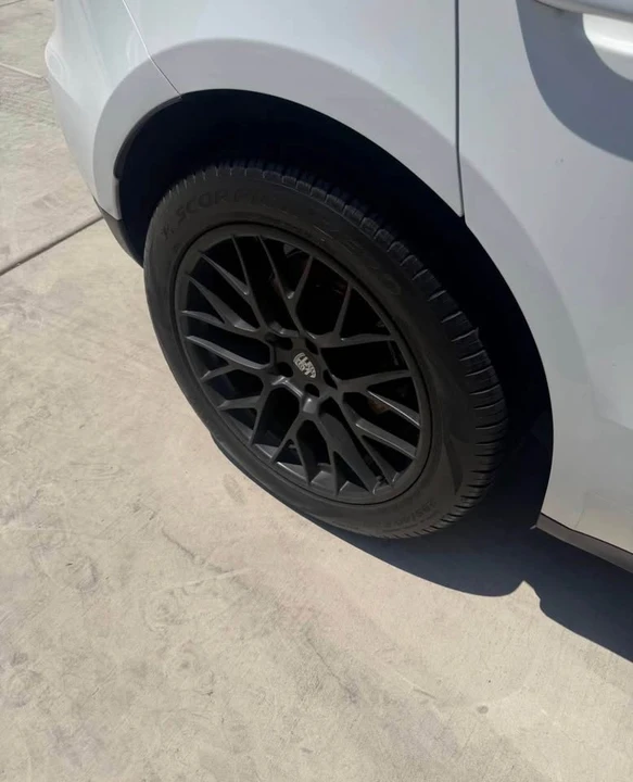 2018 Porsche Macan - Image 2 of 4