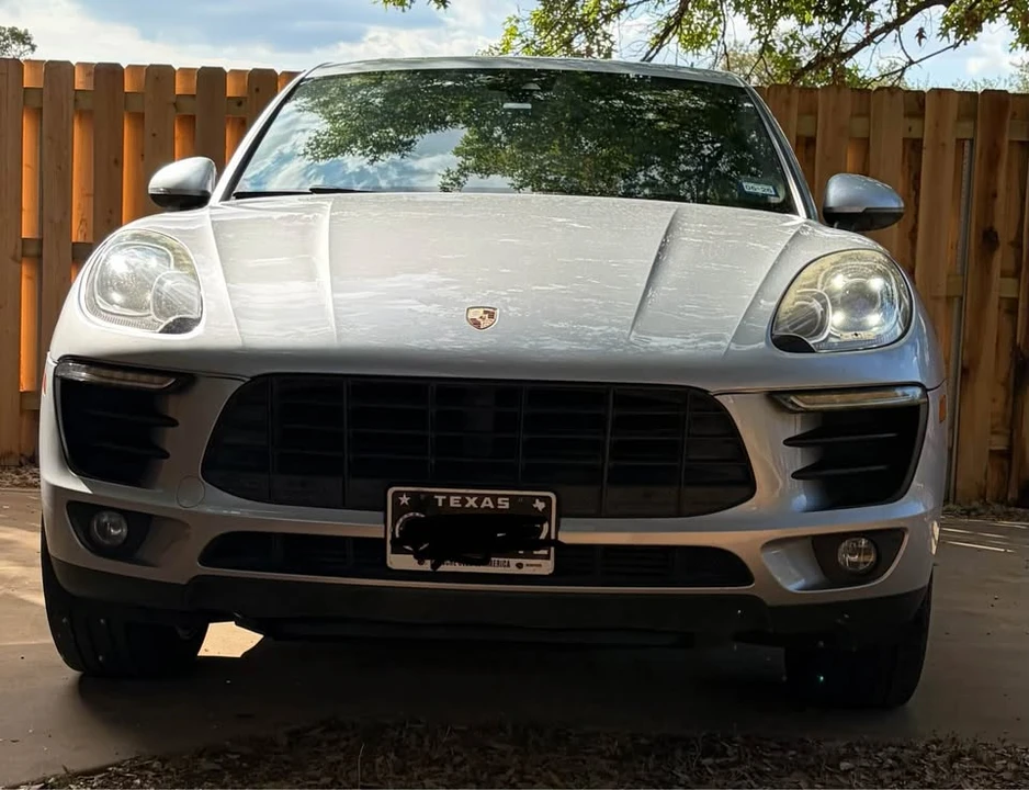 2018 Porsche Macan - Image 2 of 9