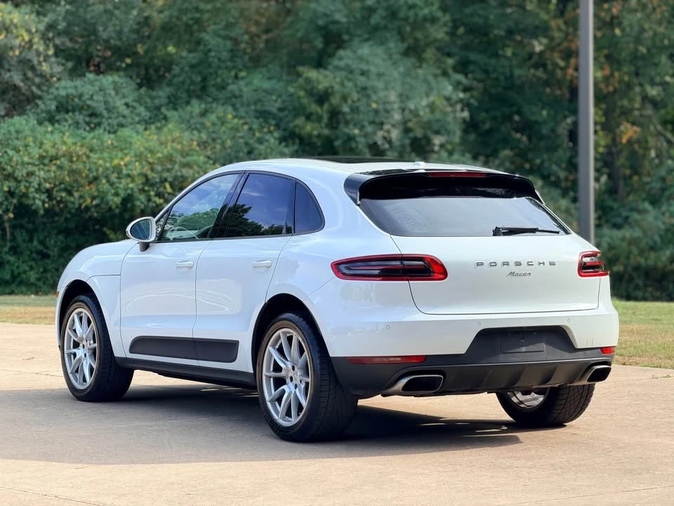 2018 Porsche Macan - Image 6 of 20