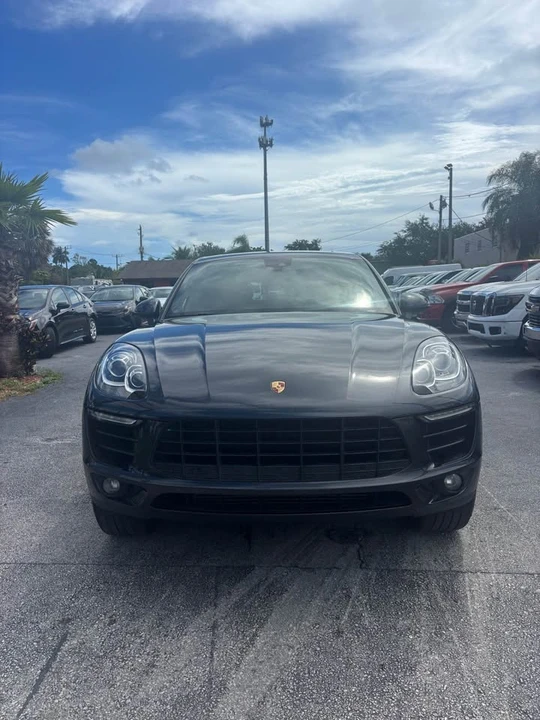 2018 Porsche Macan - Image 2 of 11