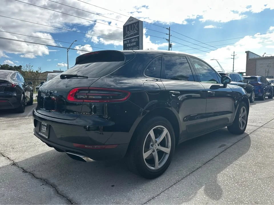 2018 Porsche Macan - Image 9 of 17