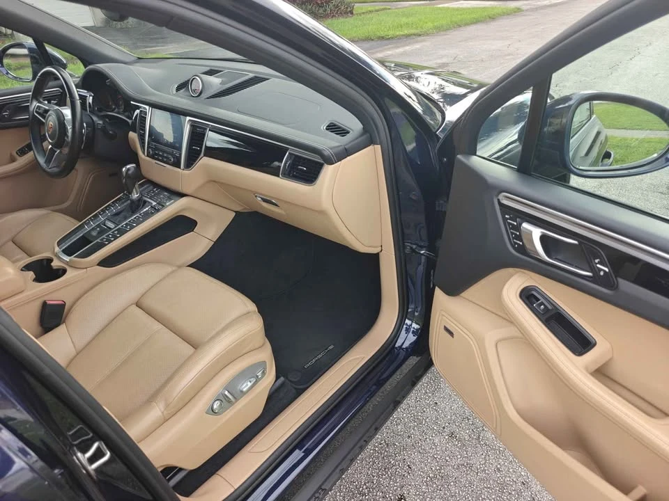 2018 Porsche Macan - Image 8 of 19