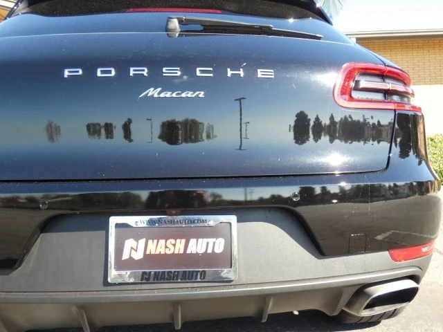 2018 Porsche Macan - Image 8 of 21