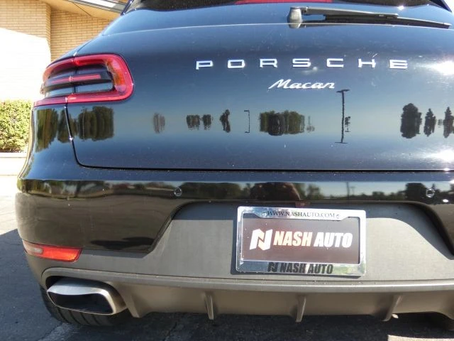 2018 Porsche Macan - Image 10 of 21