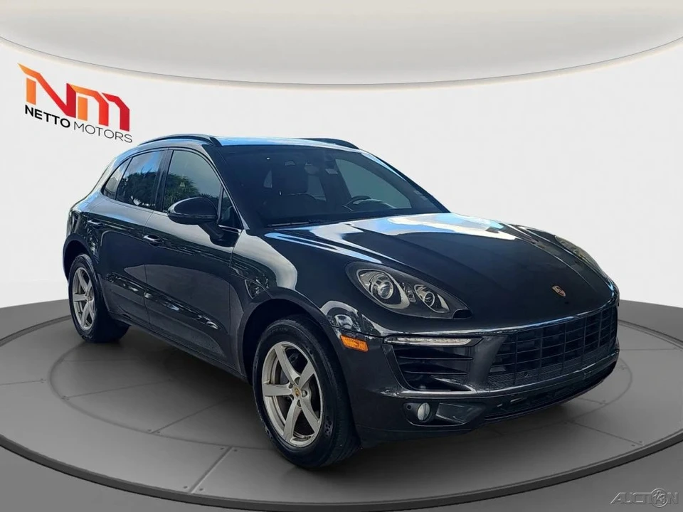 2018 Porsche Macan - Image 7 of 21