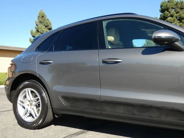 2018 Porsche Macan - Image 6 of 21