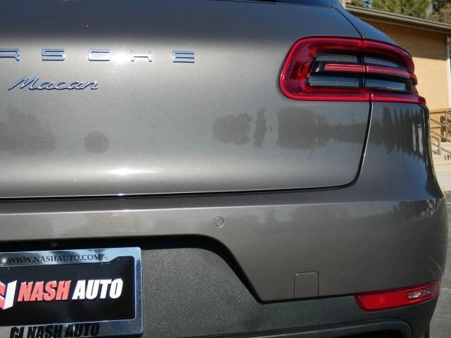 2018 Porsche Macan - Image 8 of 21