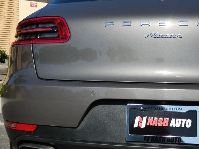 2018 Porsche Macan - Image 10 of 21