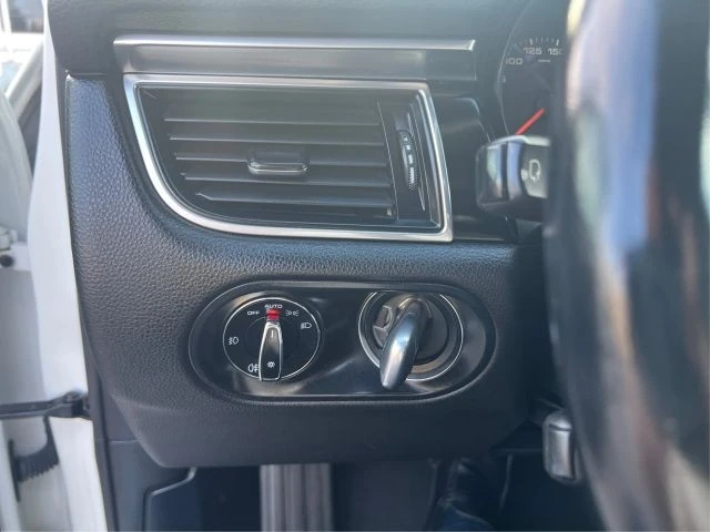2018 Porsche Macan - Image 18 of 23