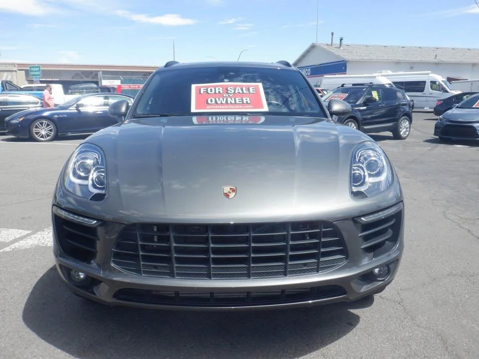 2018 Porsche Macan - Image 19 of 20