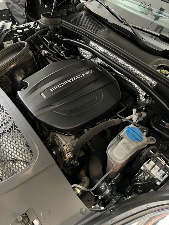 2018 Porsche Macan - Image 4 of 25