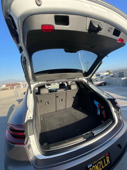 2018 Porsche Macan Turbo - Image 10 of 15