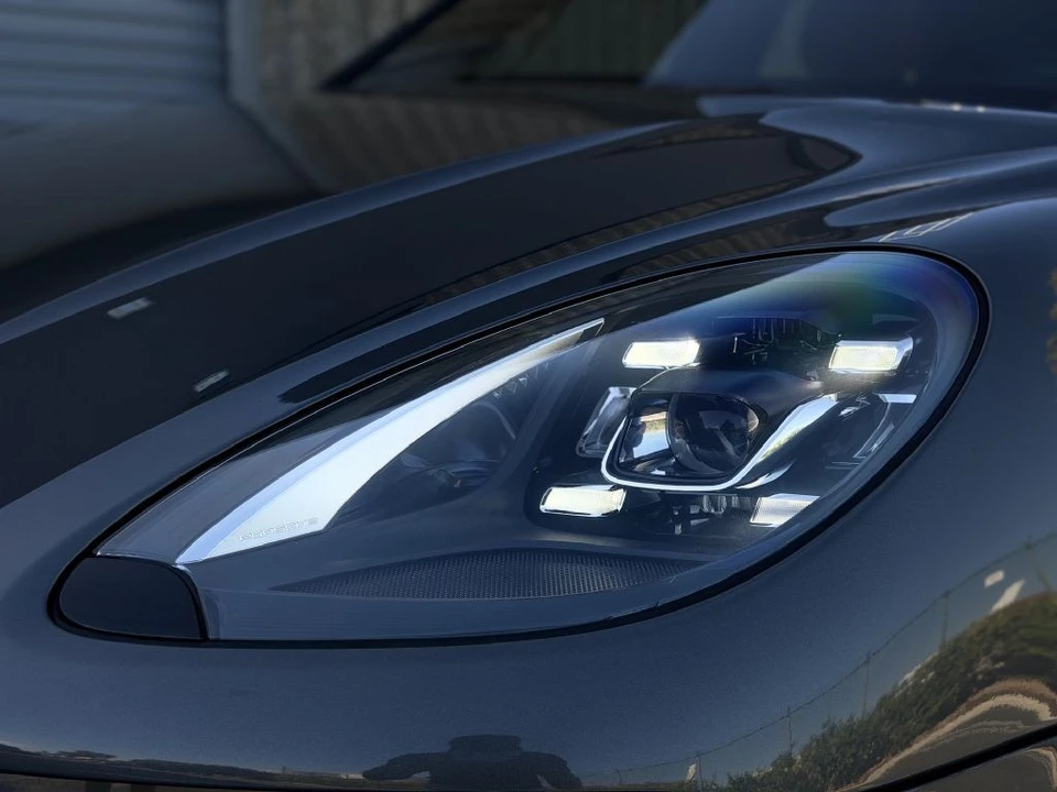 2018 Porsche Macan Turbo - Image 22 of 22