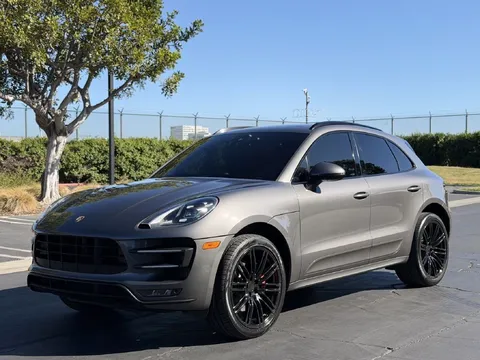 2018 Porsche Macan Turbo