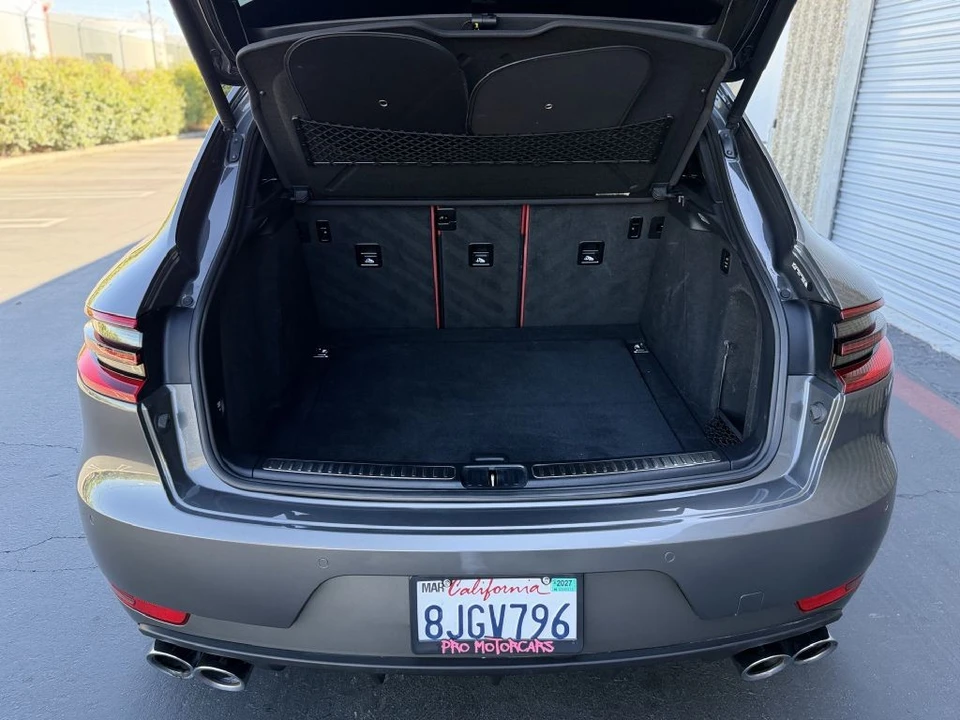 2018 Porsche Macan Turbo - Image 13 of 22