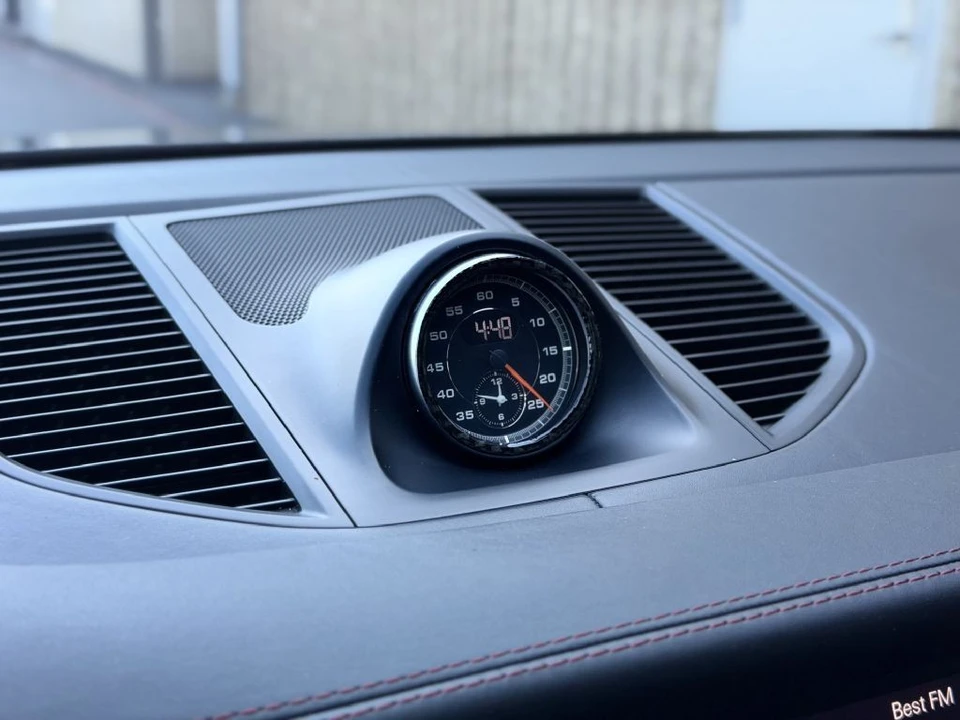 2018 Porsche Macan Turbo - Image 17 of 22