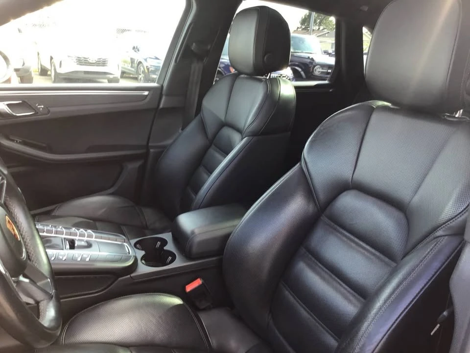 2018 Porsche Macan - Image 14 of 20