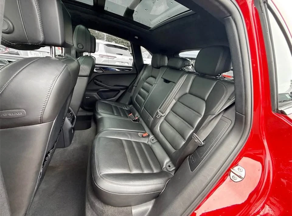 2018 Porsche Macan Turbo - Image 6 of 8
