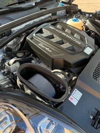 2018 Porsche Macan Turbo - Image 18 of 21