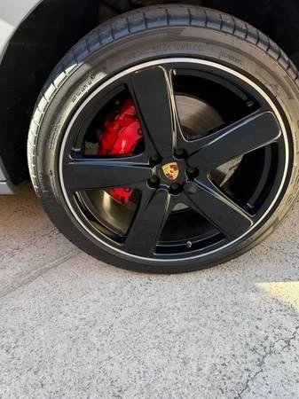 2018 Porsche Macan Turbo - Image 15 of 21