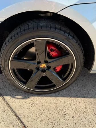 2018 Porsche Macan Turbo - Image 16 of 21