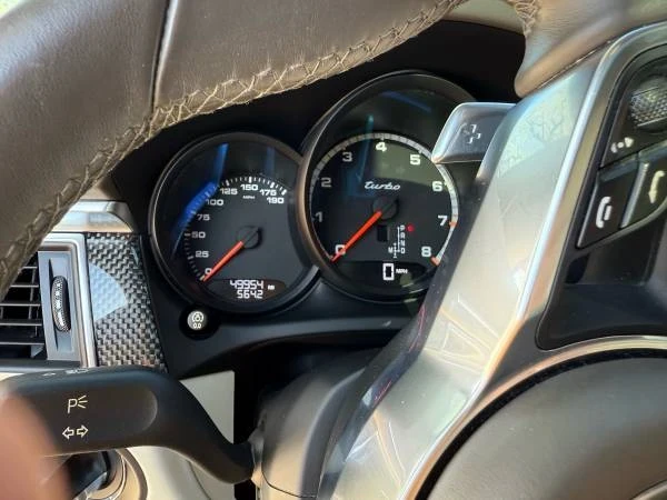 2018 Porsche Macan Turbo - Image 19 of 21