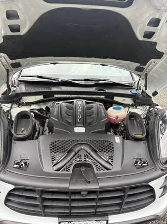 2018 Porsche Macan Turbo - Image 3 of 16