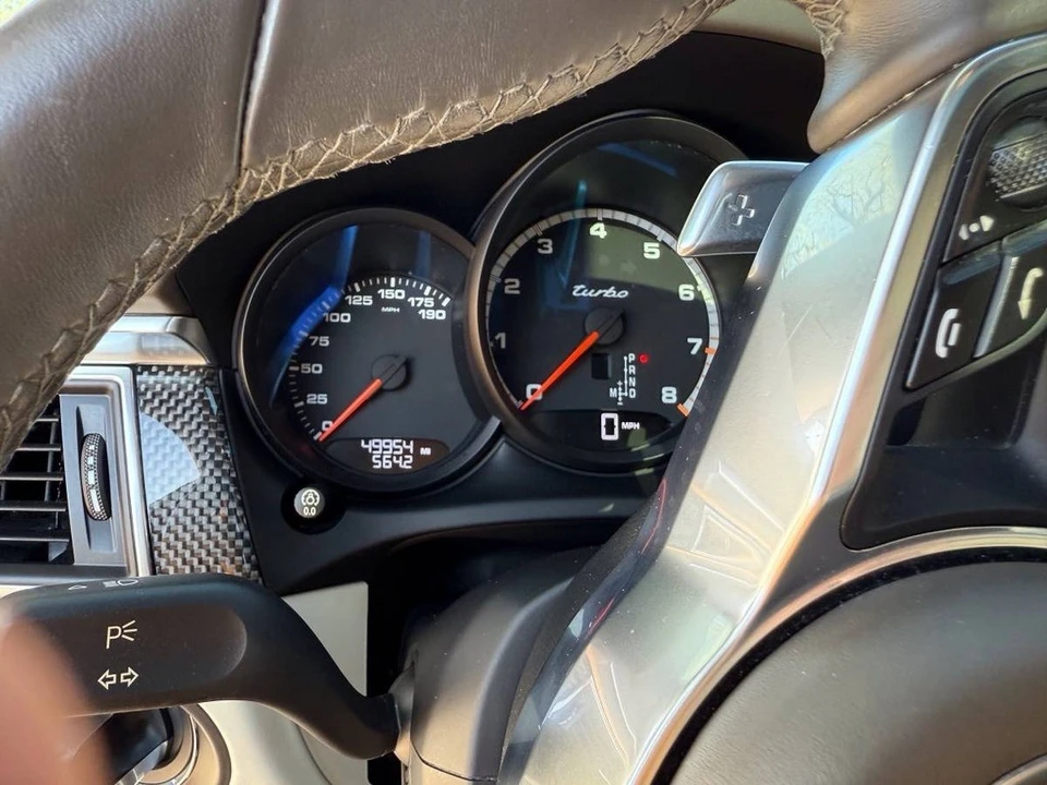 2018 Porsche Macan Turbo - Image 10 of 21