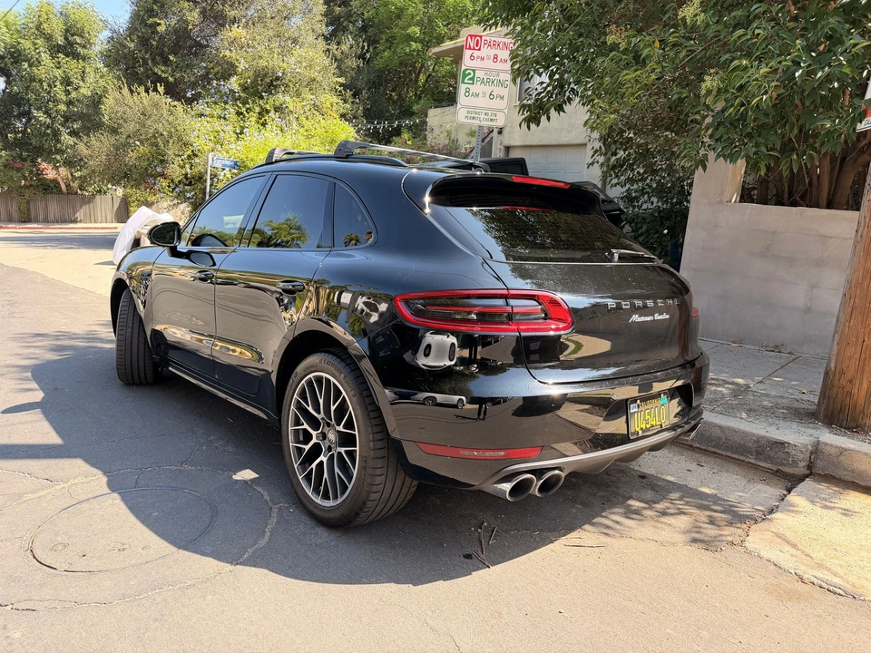 2018 Porsche Macan Turbo - Image 2 of 19