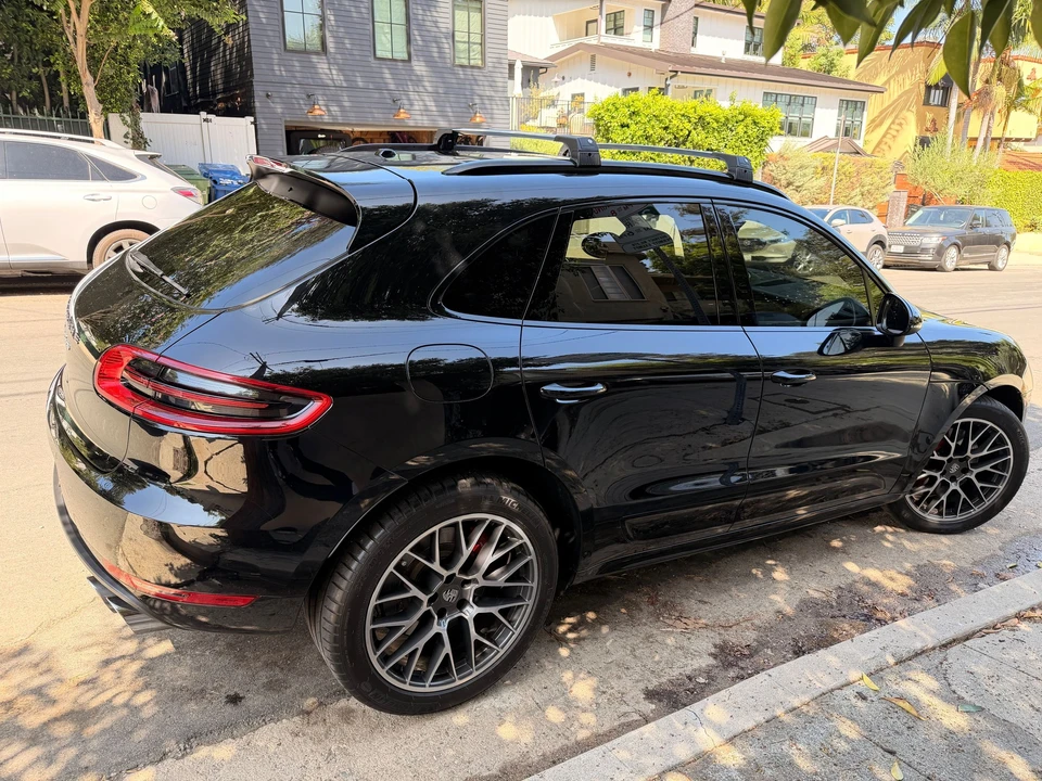 2018 Porsche Macan Turbo - Image 4 of 19