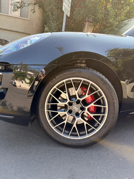 2018 Porsche Macan Turbo - Image 13 of 19