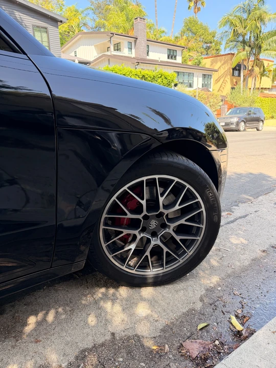 2018 Porsche Macan Turbo - Image 16 of 19
