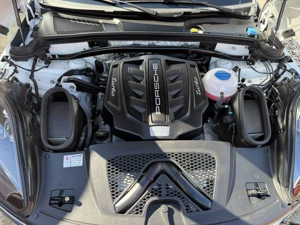 2018 Porsche Macan Turbo - Image 7 of 21