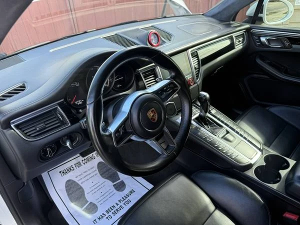 2018 Porsche Macan Turbo - Image 10 of 21