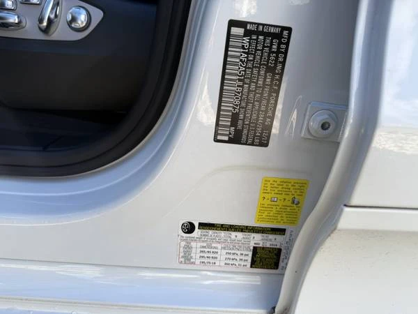 2018 Porsche Macan Turbo - Image 19 of 21