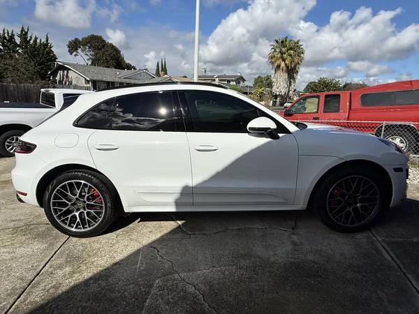 2018 Porsche Macan Turbo - Image 3 of 21