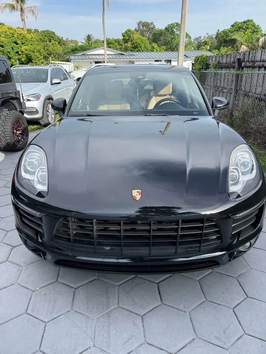 2018 Porsche Macan Turbo - Image 3 of 20