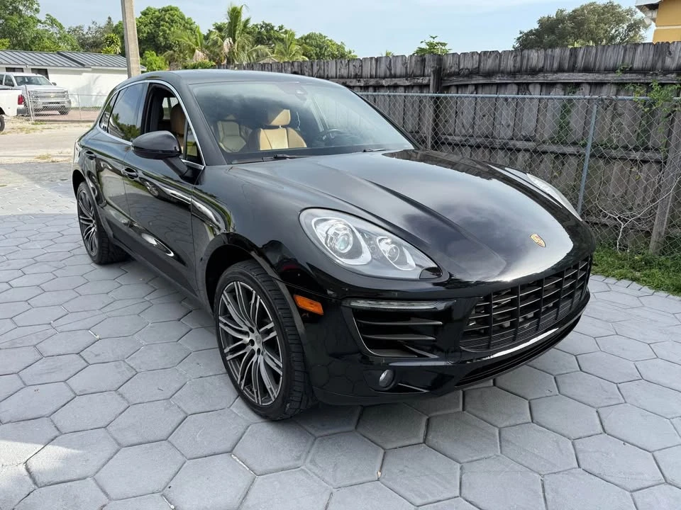 2018 Porsche Macan Turbo - Image 8 of 20