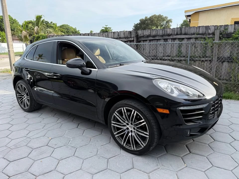 2018 Porsche Macan Turbo - Image 7 of 20