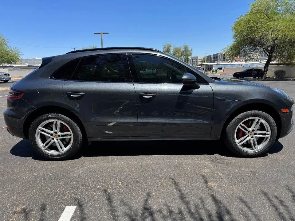 2018 Porsche Macan Turbo - Image 14 of 16